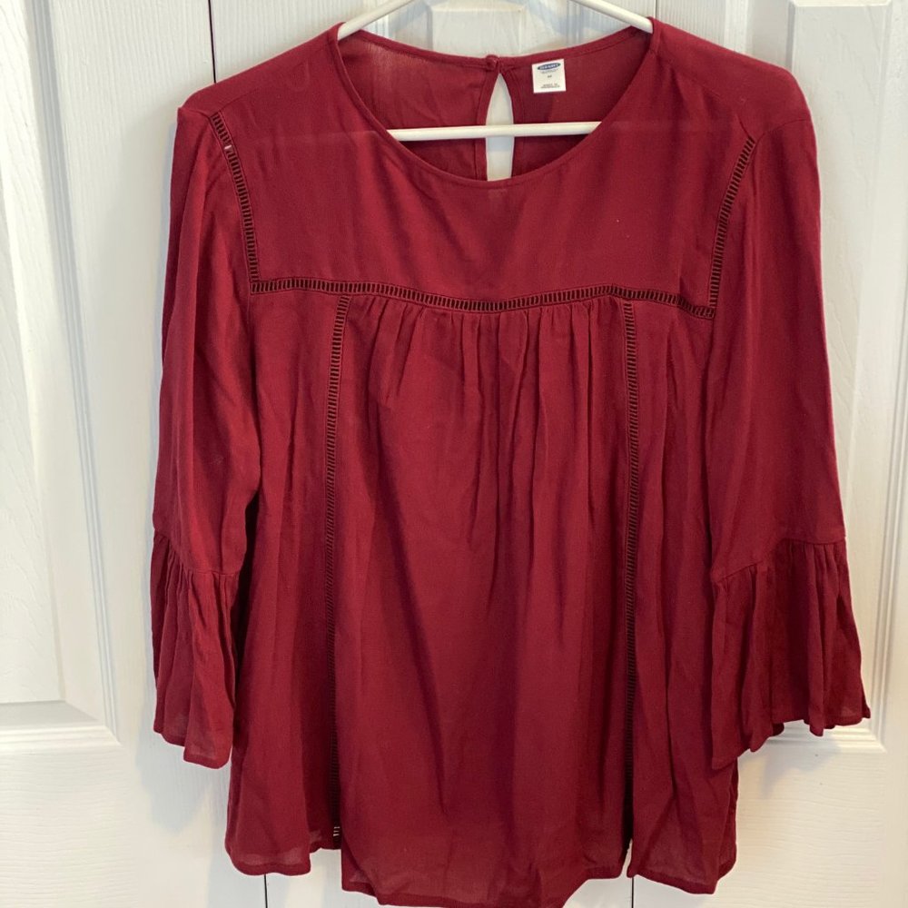 Old navy Top - Picture 2 of 6